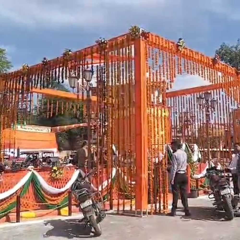 आज सीएम योगी आदित्यनाथ का मुजफ्फरनगर दौरा:स्वागत को दुल्हन की तरह सजा शहर, पुलिस लाइन–अहिल्याबाई चौक से नुमाइश ग्राउंड तक रूट फाइनल