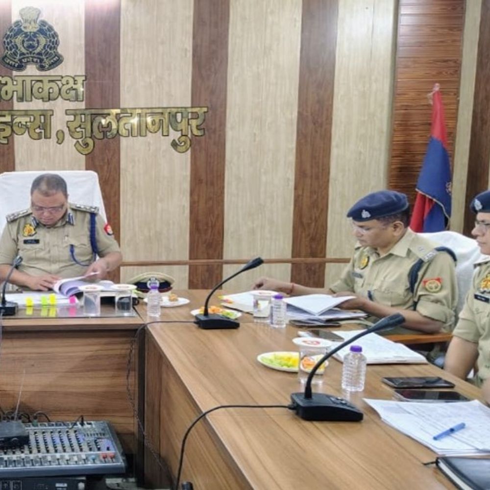 डीआईजी अयोध्या ने सुलतानपुर में अंबेडकर जयंती की सुरक्षा जांची:बोले- ट्रैफिक डायवर्जन प्लान भी जल्द किया जाएगा सार्वजनिक, जुलूस मार्गों पर विशेष निगरानी