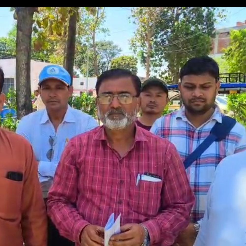 राज्य कर्मचारी परिषद ने जनगणना ड्यूटी में बदलाव की मांग:अपर जिलाधिकारी को ज्ञापन सौंपकर तैनाती स्थल पर कार्य देने की अपील