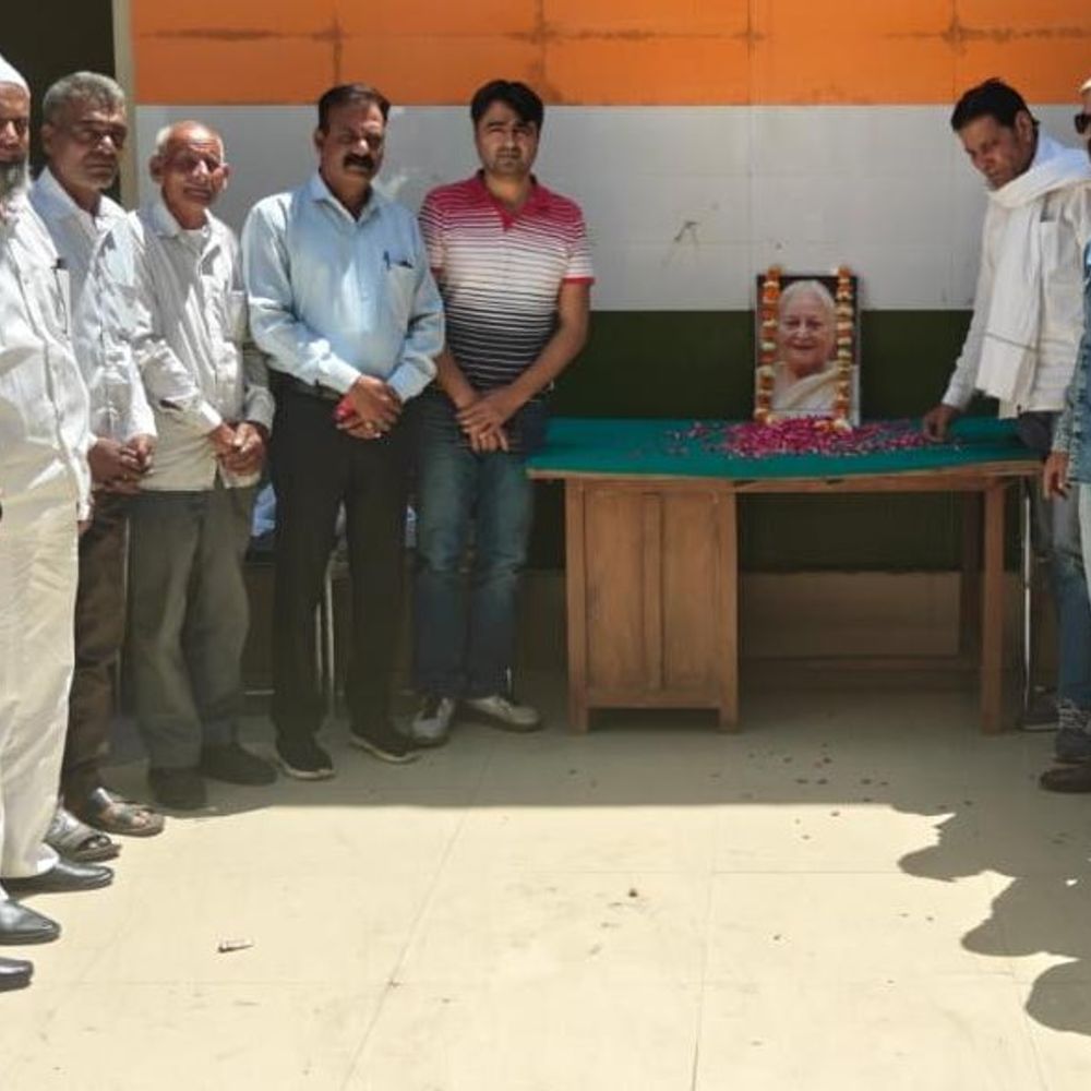 पूर्व केंद्रीय मंत्री मोहसिना किदवई का निधन:जिला कांग्रेस कार्यालय पर शोकसभा, कार्यकर्ताओं ने दी श्रद्धांजलि