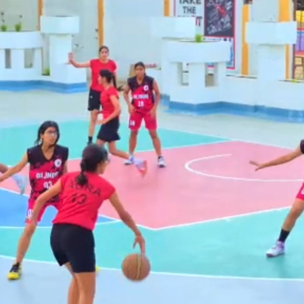 यूपी बास्केटबॉल चैंपियनशिप: प्रयागराज, बुलंदशहर ने दर्ज की जीत:न्यायमूर्ति वीसी दीक्षित ने कहा- खेल से बनते हैं जिम्मेदार नागरिक