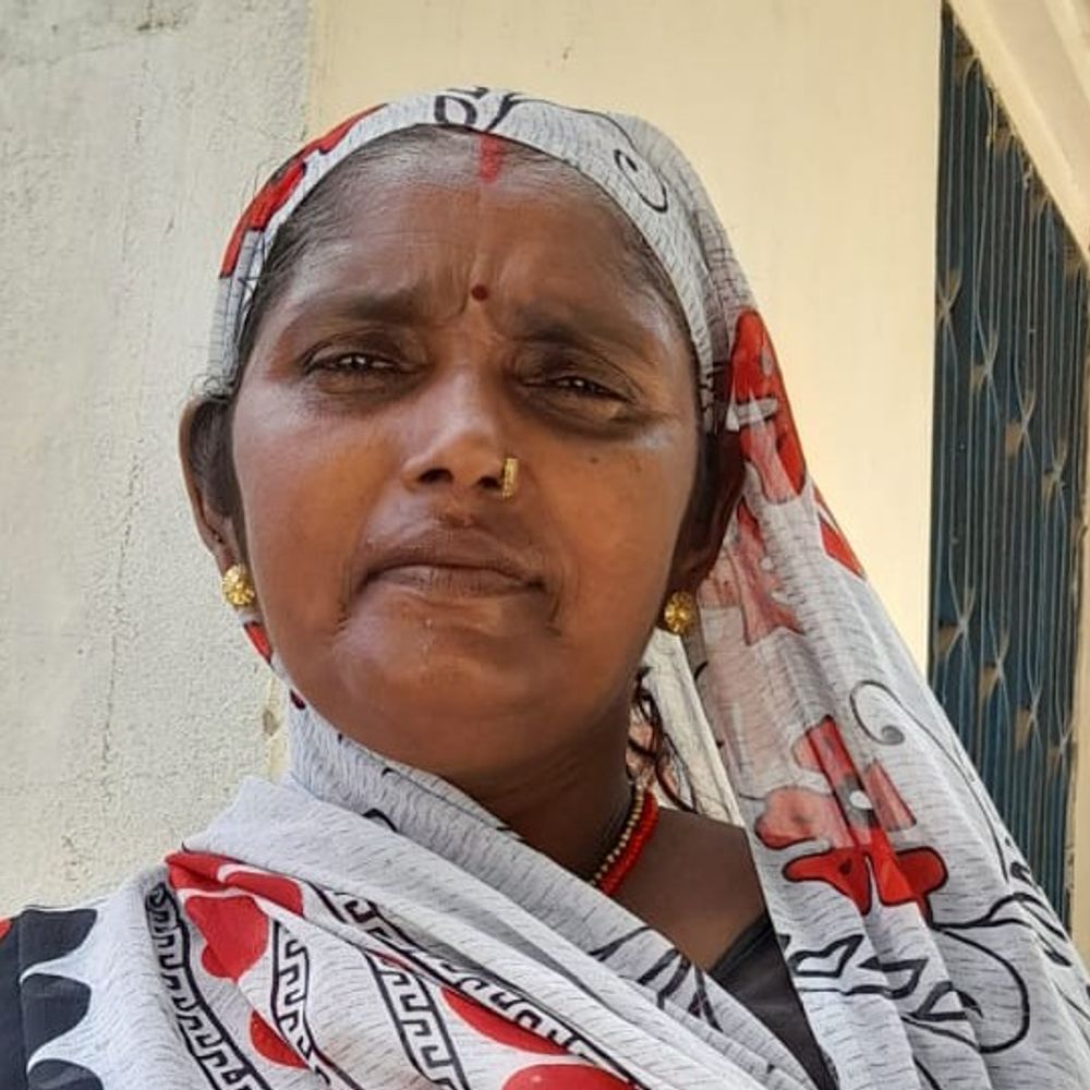 औड़िहार-गोरखपुर रेलवे लाइन पर मिला महिला का शव:सैदपुर थाना क्षेत्र में सामान लेने बाजार गए थे, दो महीने बाद होनी थी बेटी की शादी