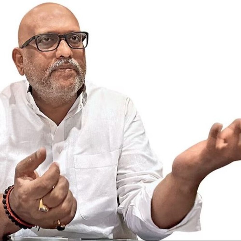 नोएडा की घटना मजदूर विरोधी नीतियों का सबूत:अजय राय बोले, वेतन वृद्धि के नाम पर 250-300 रुपए बढ़ाकर गरीबों को ठगा गया