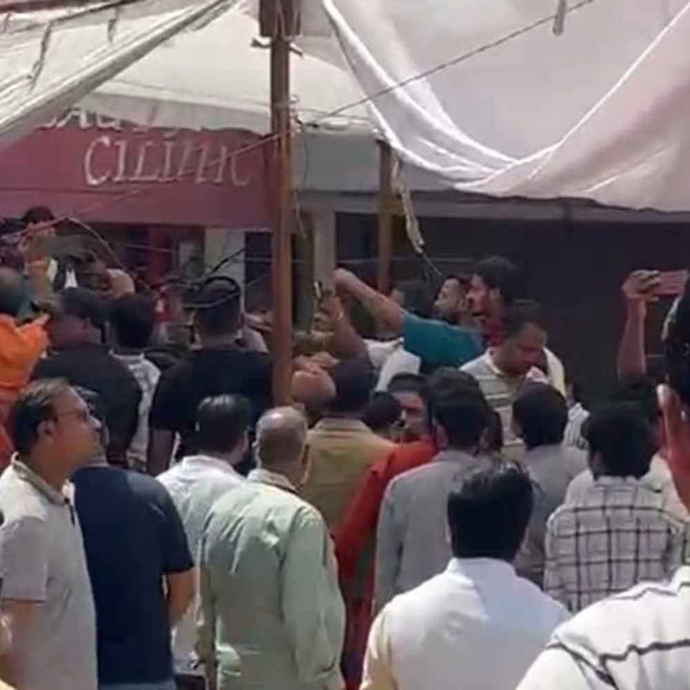 मेरठ सेंट्रल मार्केट सीलिंग केस में आज होगा बड़ा फैसला:लखनऊ की टीम करेगी जांच ,व्यापारियों को मिली राहत की उम्मीद