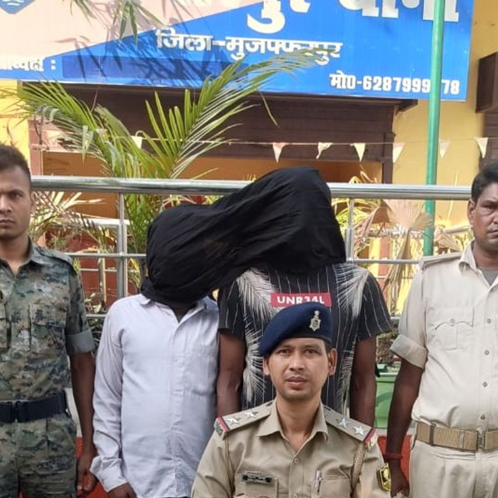 पत्नी ने पति संग मिलकर की प्रेमी की हत्या:मुजफ्फरपुर में जहर खिलाकर मर्डर के बाद शव को जलाया, फिर मिट्टी में दफनाया, 2 आरोपी अरेस्ट