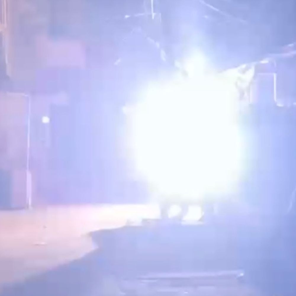 मुरैना में ट्रांसफार्म में लगी अचानक आग:दमकल ने पाया काबू, दो घंटे बिजली सप्लाई रही बंद