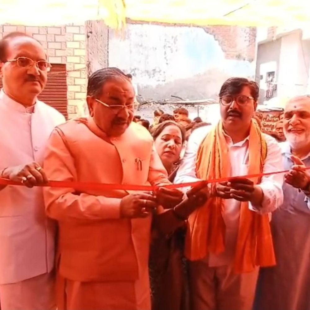 अम्बेडकर जयंती पर कासगंज में धर्मशाला का उद्घाटन:एमएलसी ने 25 लाख की लागत से बनी बाल्मीकि धर्मशाला का लोकार्पण किया