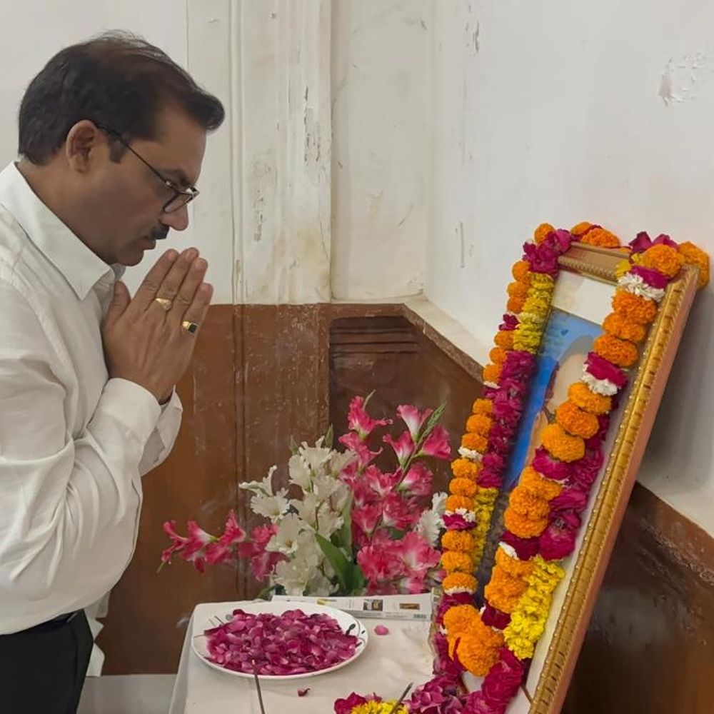 मिर्जापुर में डॉ. अम्बेडकर की 135वीं जयंती मनाई गई:बाबा साहब ने समानता के साथ सबका साथ, सबका विकास की दिशा में आगे बढ़ने का मार्ग दिखाया