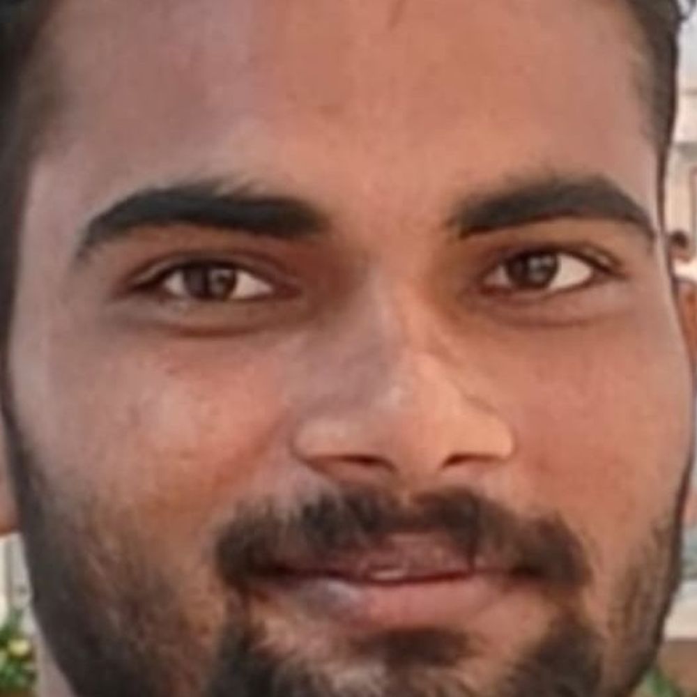 कानपुर में BSC छात्र ने किया सुसाइड:कमरे में पंखे से लटका मिला शव, परिजन बोले- हत्या की गई