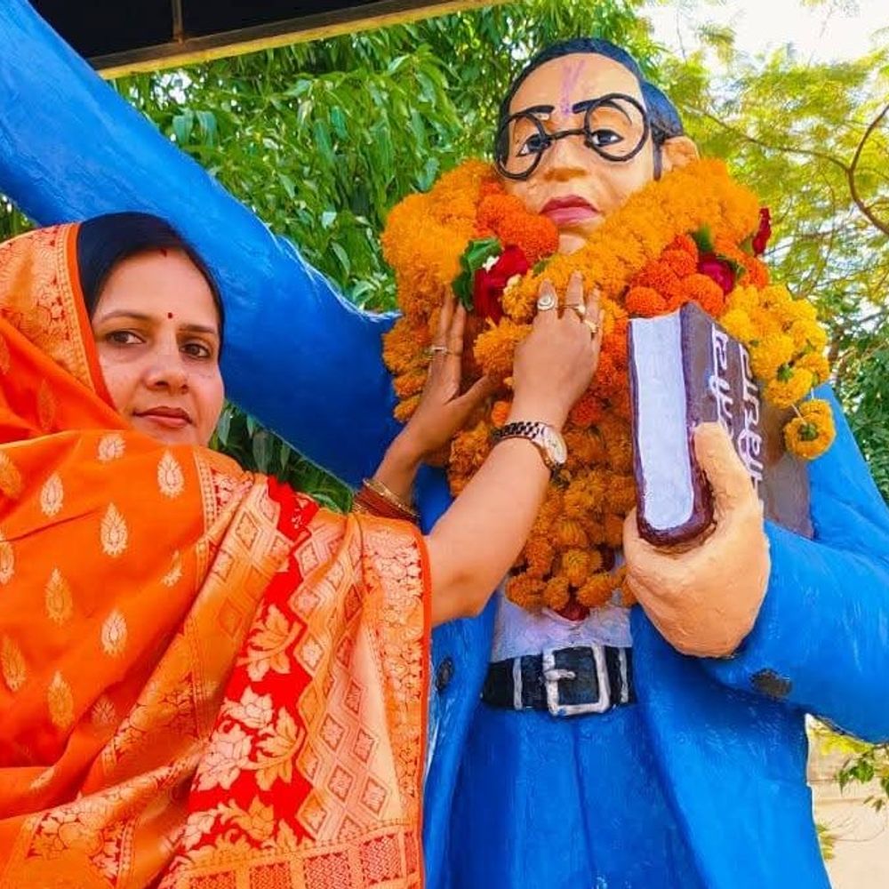 ललितपुर में अंबेडकर जयंती मनाई गई:सदर विधायक और एसपी ने प्रतिमा पर माल्यार्पण किया