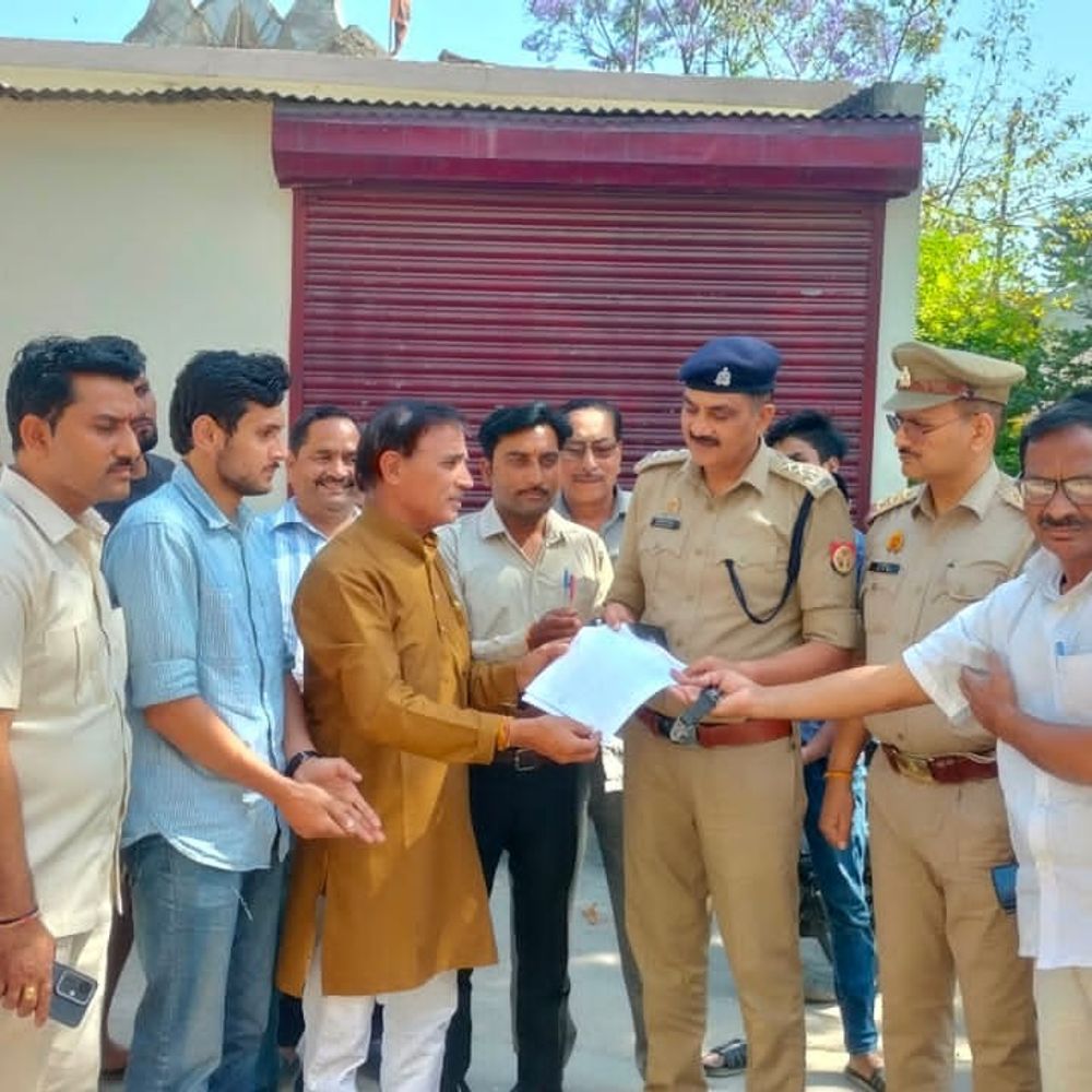 सहारनपुर में शिक्षक संघ प्रदेश अध्यक्ष नजरबंद:निजी स्कूलों की समस्याओं पर ज्ञापन देने से रोका गया