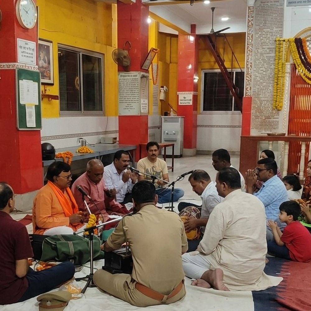 लखनऊ में संकटहरण हनुमान मंदिर का 19वां स्थापना दिवस:बीरबल साहनी मार्ग पर सहस्रार्चन पूजन, हवन और भंडारे का आयोजन