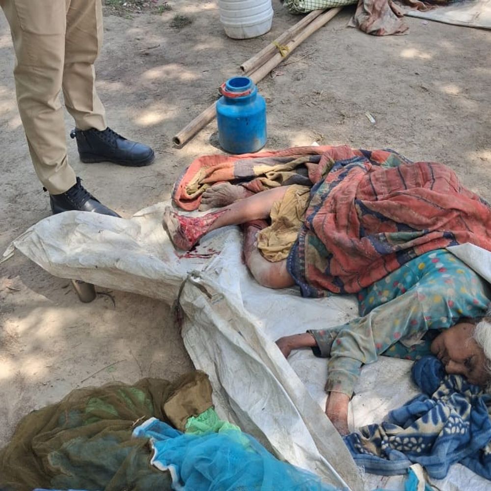 कुसमरा में अज्ञात वाहन ने बुजुर्ग महिला को कुचला:रामलीला तिराहे के पास हादसा, अस्पताल में मौत