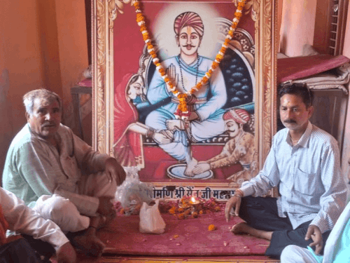 'सैन महाराज संपूर्ण मानवता के लिए है प्रेरणास्त्रोत':डीग में मनाई जयंती, जीवन दर्शन पर डाला प्रकाश