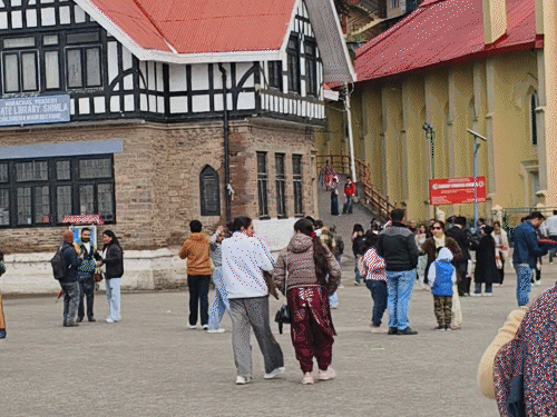 हिमाचल में आज साफ रहा मौसम:निचले इलाकों में गर्मी का एहसास, ऊंचे पहाड़ों पर सर्दी से राहत, 17 अप्रैल से फिर बारिश-बर्फबारी