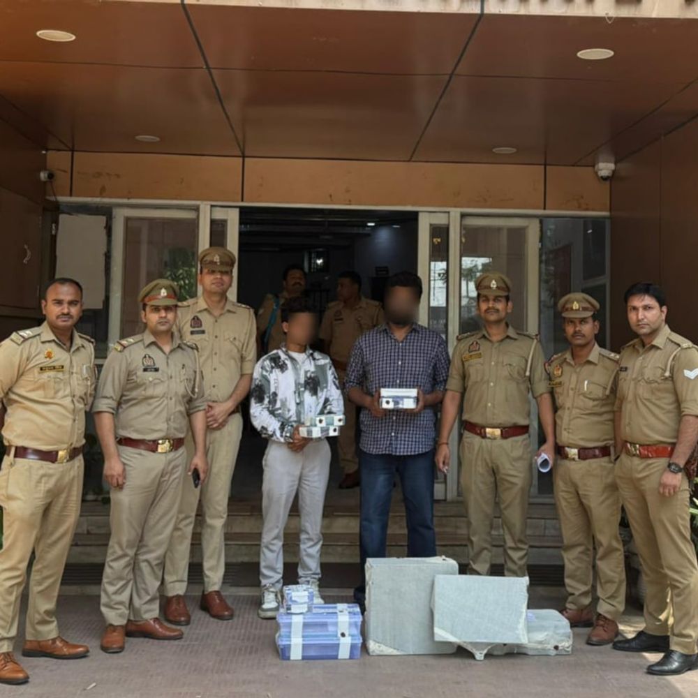 विदेश में नौकरी लगवाने के नाम पर ठगी:फर्जी वीजा और नियुक्ति पत्र देकर ऐंठते थे रकम, कई लोगों को ठग चुके; दो गिरफ्तार