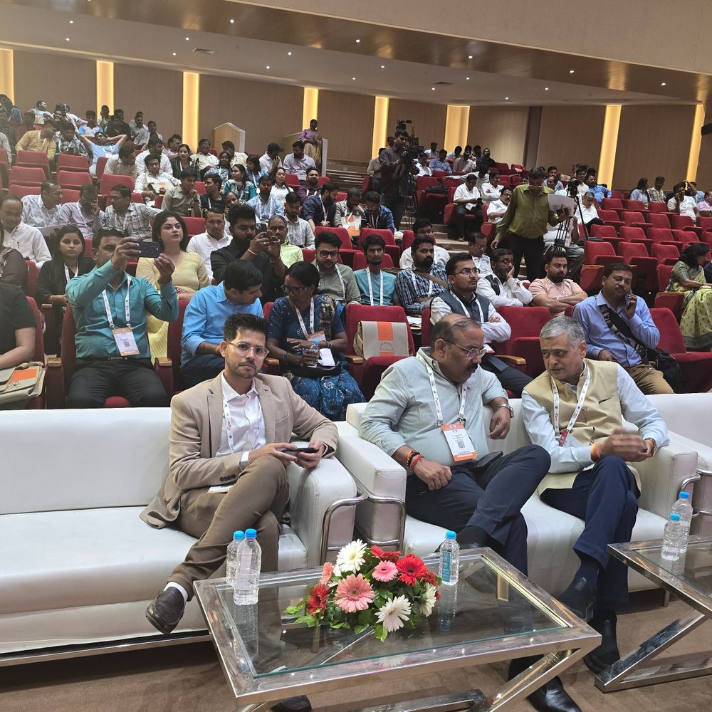 यूपी पोल्ट्री कॉन्क्लेव-2026 की शुरुआत:इंदिरा गांधी प्रतिष्ठान में दो दिवसीय आयोजन, केंद्रीय मंत्री एसपी सिंह बघेल ने किया उद्घाटन