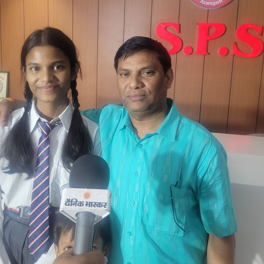 आजमगढ़ में 99% नंबर लाकर साक्षी यादव बनीं टॉपर:10वीं में जिले में पहला स्थान हासिल किया, डॉक्टर बनने का है सपना