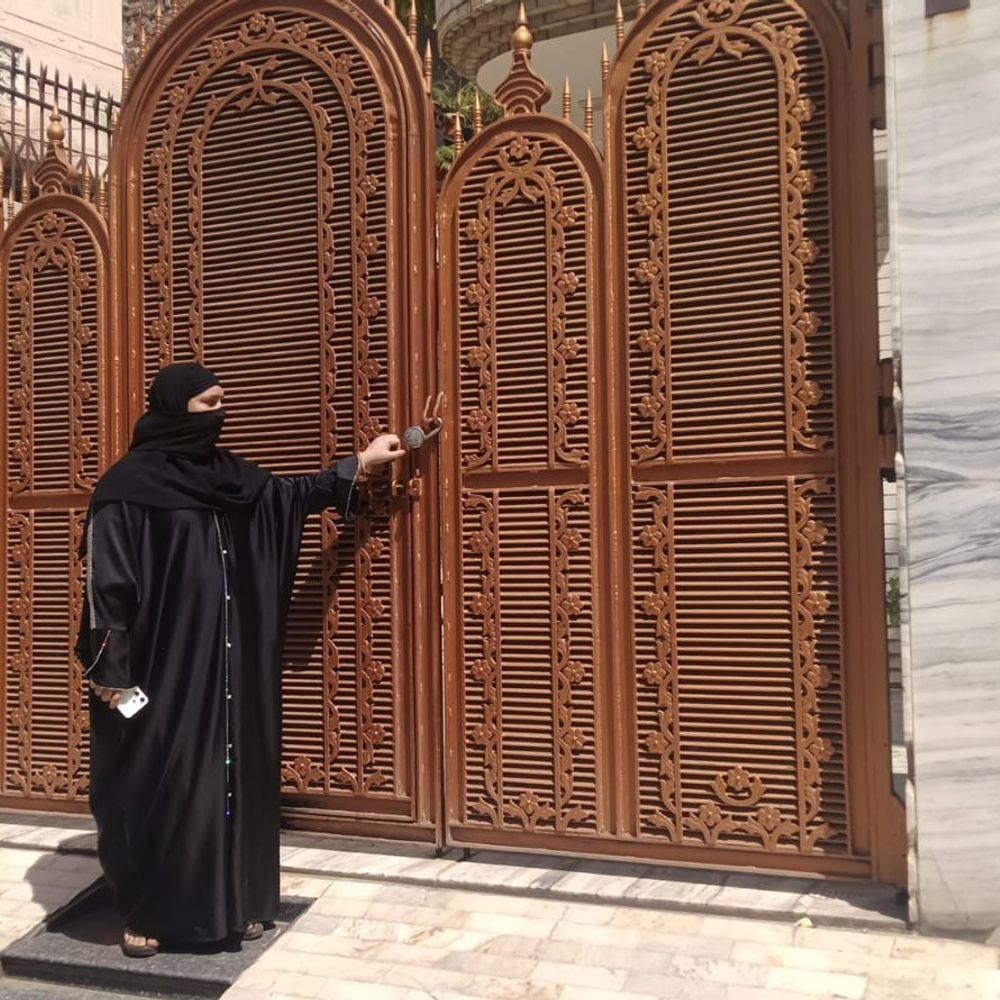 
                 पूर्व सांसद की भतीजी को फोन पर दिया तीन तलाक:ससुराल में घुसने से रोका, व्यापार के नाम पर 4 करोड़ लेने का आरोप 
            