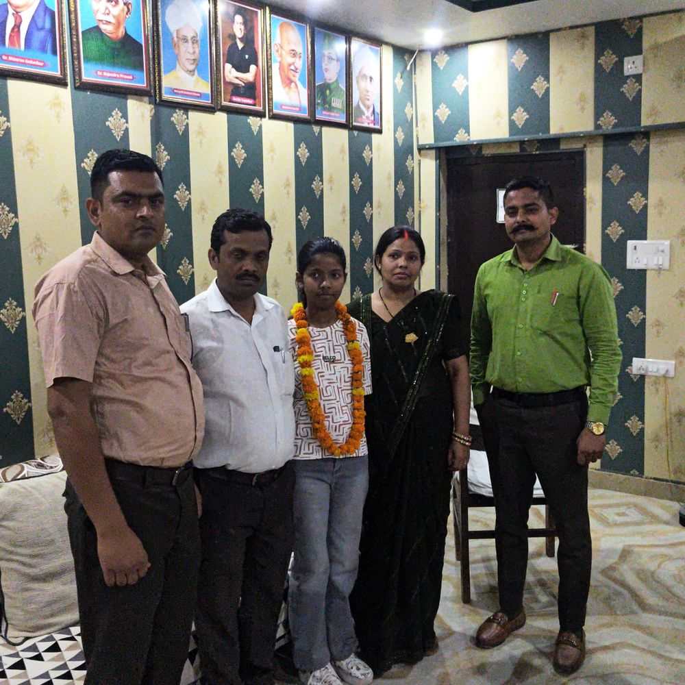 अंबेडकरनगर की शुभी शर्मा ने 10वीं में 99% अंक:सीबीएसई परिणाम में जिले में शीर्ष स्थान, प्रदेश मेरिट में भी जगह