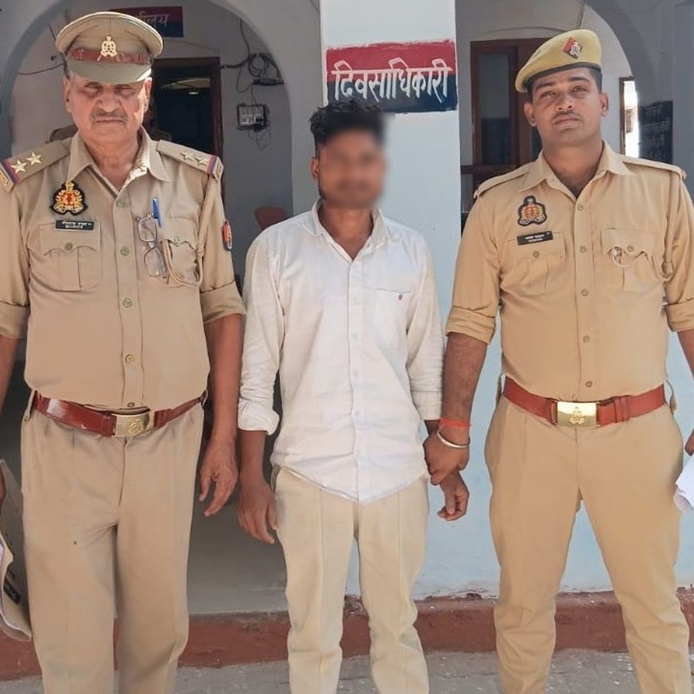 
                 हरदोई में 6 माह बाद किशोरी सकुशल बरामद:100 बीघा खेती की बात बता कर भगा ले गया था, आरोपी गिरफ्तार 
            