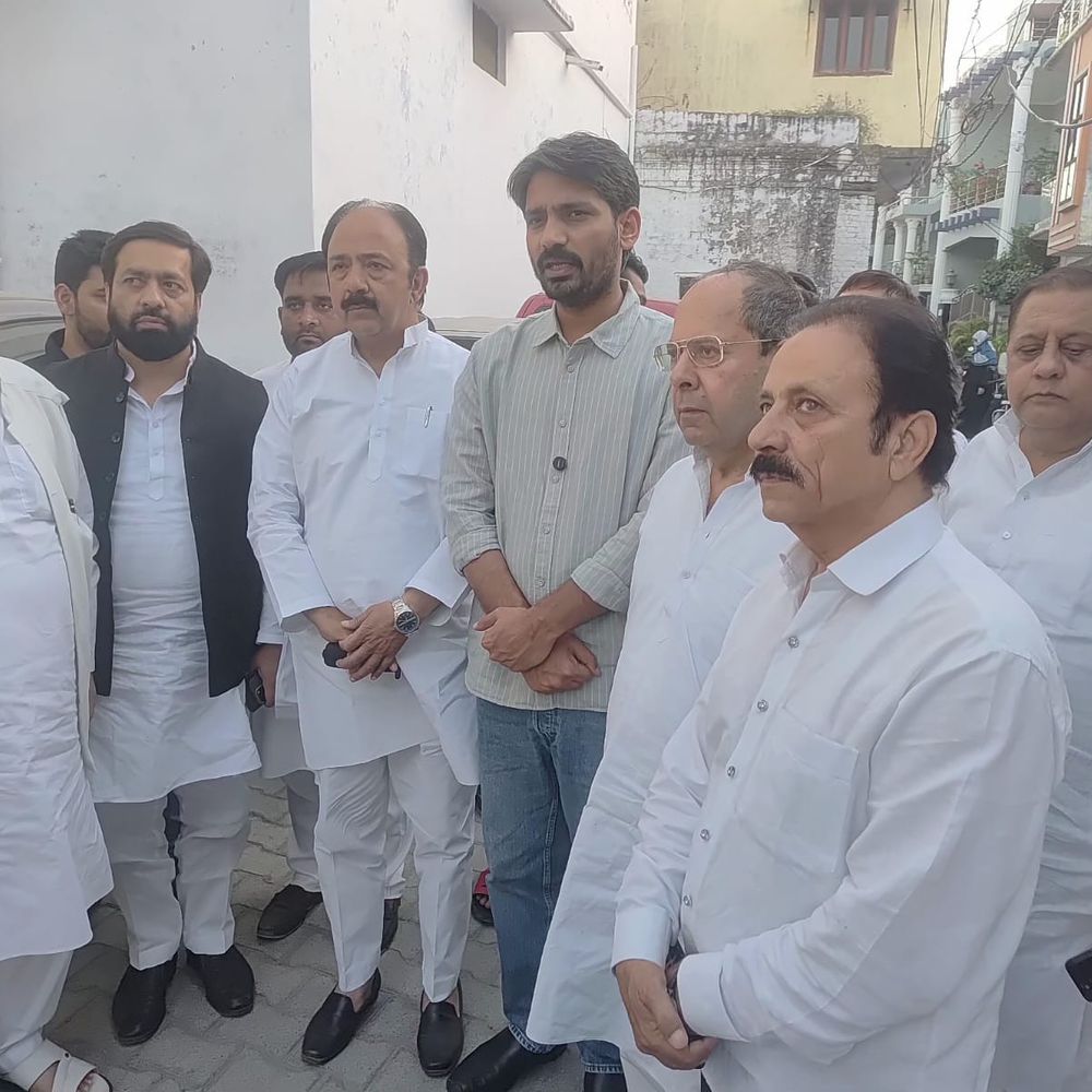 प्रदीप नरवाल ने महफूज़ उर रहमान को श्रद्धांजलि दी:भाजपा सरकार पर कानून व्यवस्था, महंगाई और बेरोजगारी को लेकर साधा निशाना