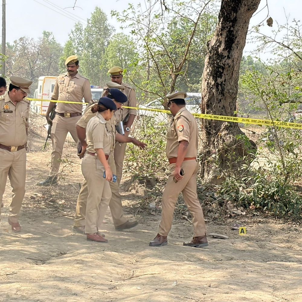 सुलतानपुर में सड़क किनारे युवती को शव मिला:मॉर्निंग वॉक पर निकलने ग्रामीणों ने देखा, शिनाख्त करवाने में जुटी पुलिस