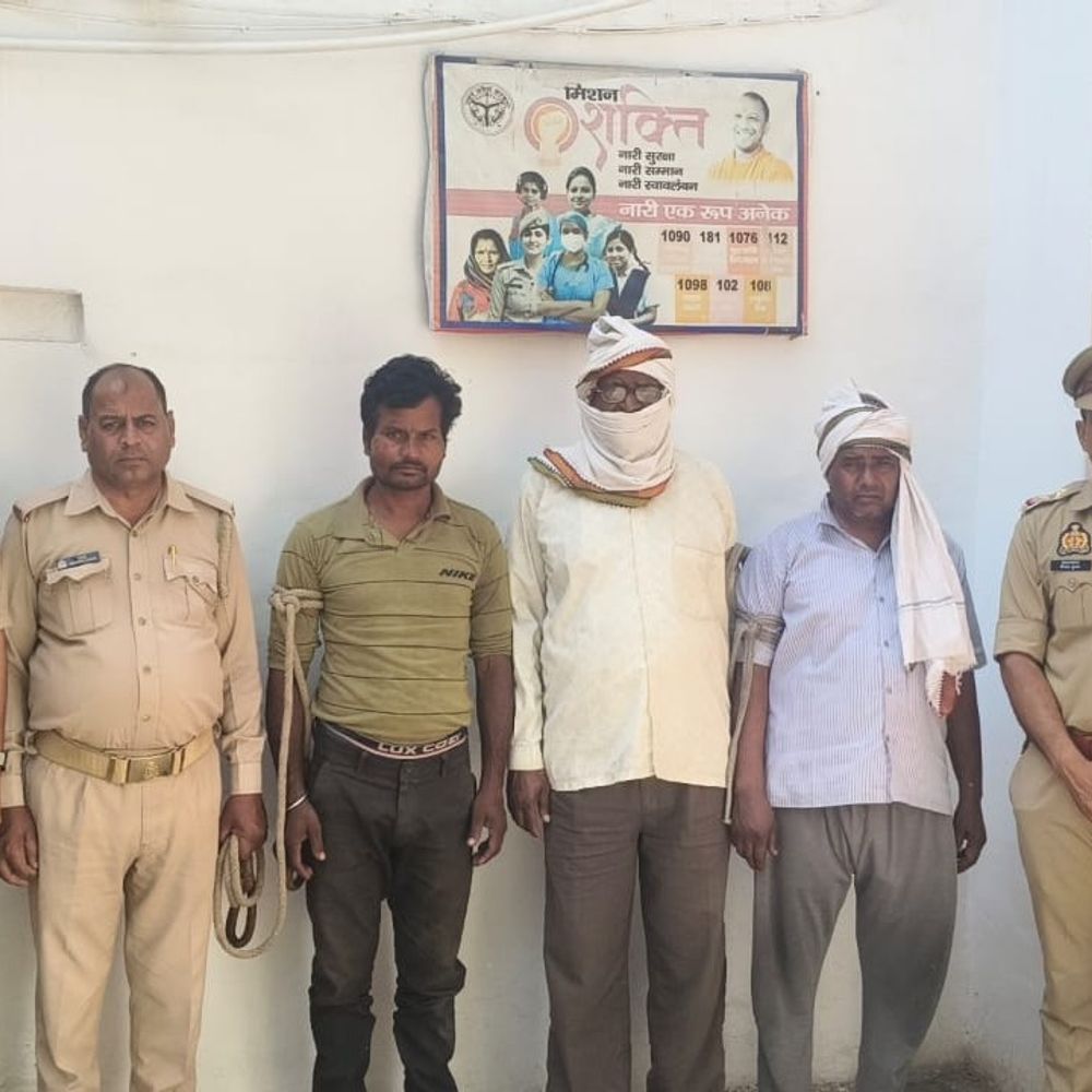 फिरोजाबाद में फर्जी जमानत गिरोह का भंडाफोड़:रसूलपुर पुलिस ने तीन आरोपियों को पकड़ा, फर्जी पेपर तैयार करवाते थे