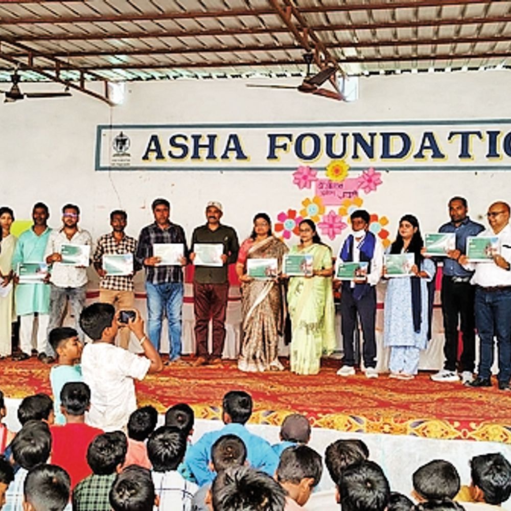 सोपान नामक पत्रिका का विमोचन किया गया