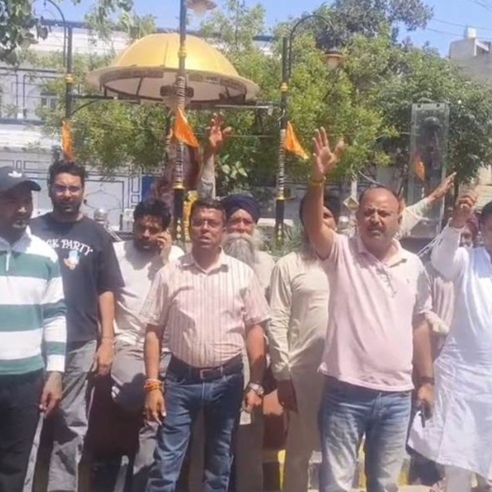 MLA से सवाल करने पर 16 किसान हिरासत में:  संगरूर में गेहूं खरीद न होने पर विरोध, पुलिस ने 5 महिलाओं को भी ले गई थाने – Barnala News