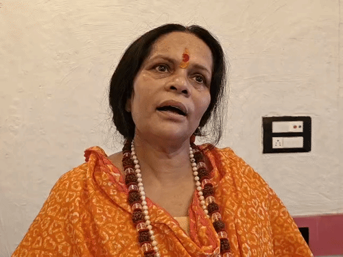 
                 साध्वी प्राची बोलीं- एएमयू आतंकवादियों की नर्सरी:अलीगढ़ में कहा- हॉस्टल पढ़ाई के लिए नहीं, अवैध कामों के लिए बने 
            