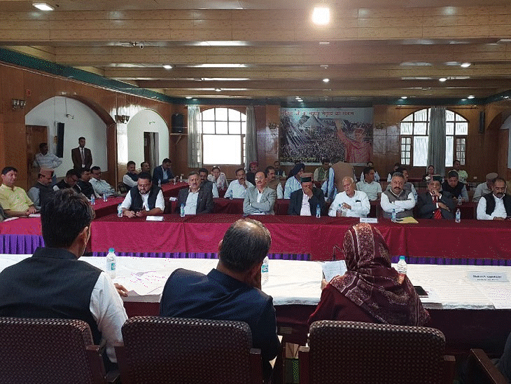 हिमाचल में पंचायत-निकाय चुनावों पर आज कांग्रेस का मंथन:  CM समेत बड़े नेता शामिल होंगे, 6 निगम इलेक्शन पर फोकस, रणनीति तैयार करेगी पार्टी – Shimla News