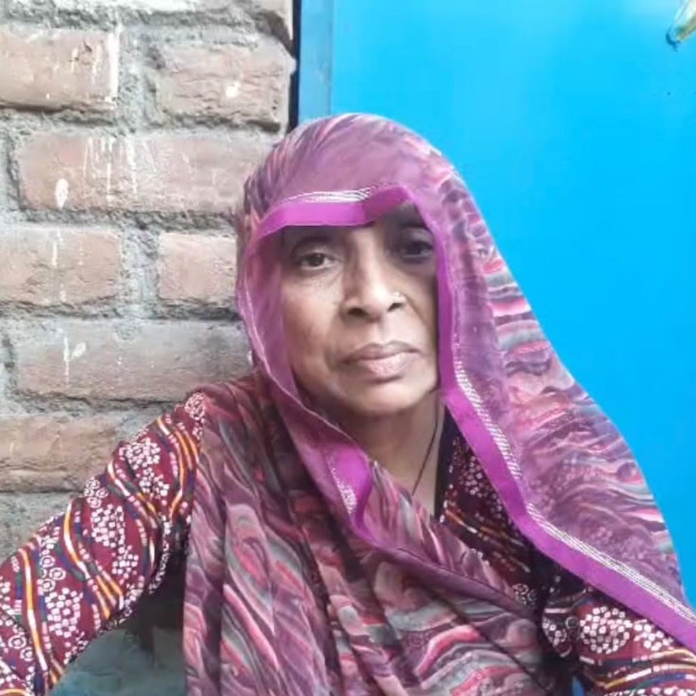 हमीरपुर में महिला को बंधक बनाकर लाखों की लूट:नकाबपोश बदमाशों ने दिया वारदात को अंजाम, जांच के लिए टीमें गठित