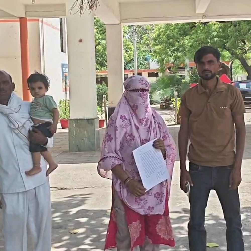 मैनपुरी में जमीन कब्जे को लेकर महिलाओं पर हमला:विरोध करने पर पत्थरबाजी, पीड़िता ने एसपी से की शिकायत