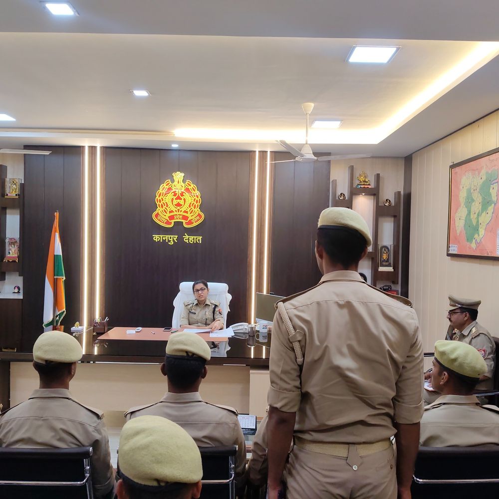 कानपुर देहात SP ने रिक्रूट आरक्षियों को दिए निर्देश:प्रशिक्षण, शारीरिक-मानसिक तैयारी और कर्तव्यों पर की चर्चा