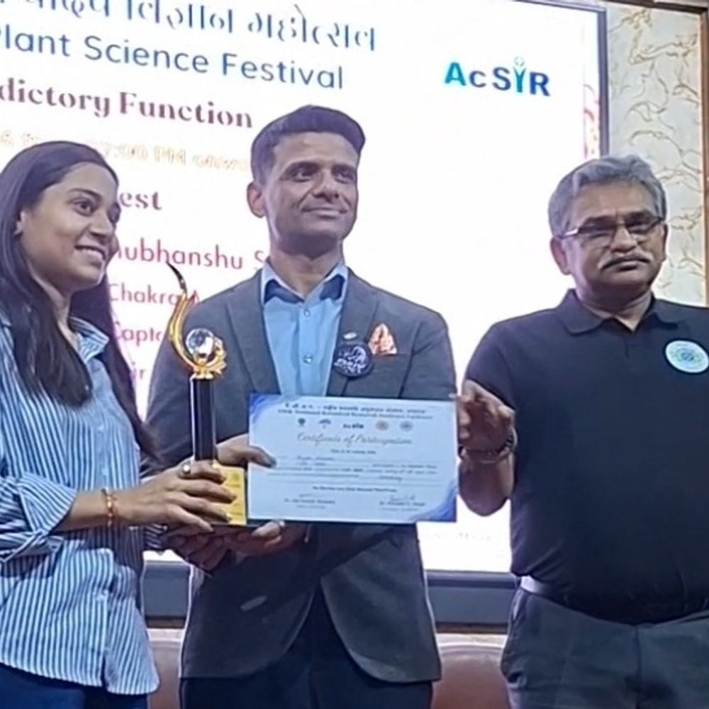 लखनऊ- NBRI पहुंचे एस्ट्रोनॉट शुभांशु शुक्ला:बोले- सोच से भी तेज रफ्तार से आगे बढ़ रहा भारत, विजेताओं को किया सम्मानित