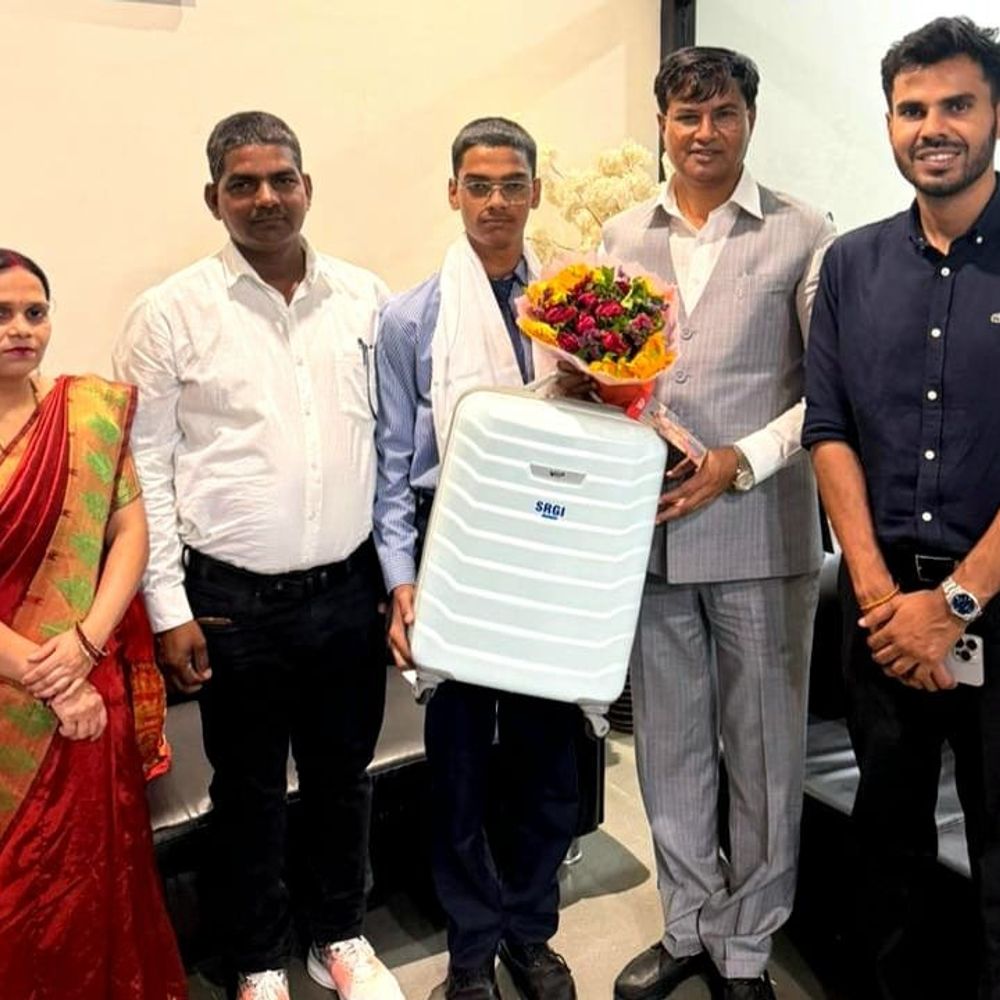 एसआर ग्लोबल स्कूल के हार्दिक गुप्ता ने 98% अंक पाए:लखनऊ के स्कूल ने सीबीएसई 10वीं बोर्ड परीक्षा में किया उत्कृष्ट प्रदर्शन