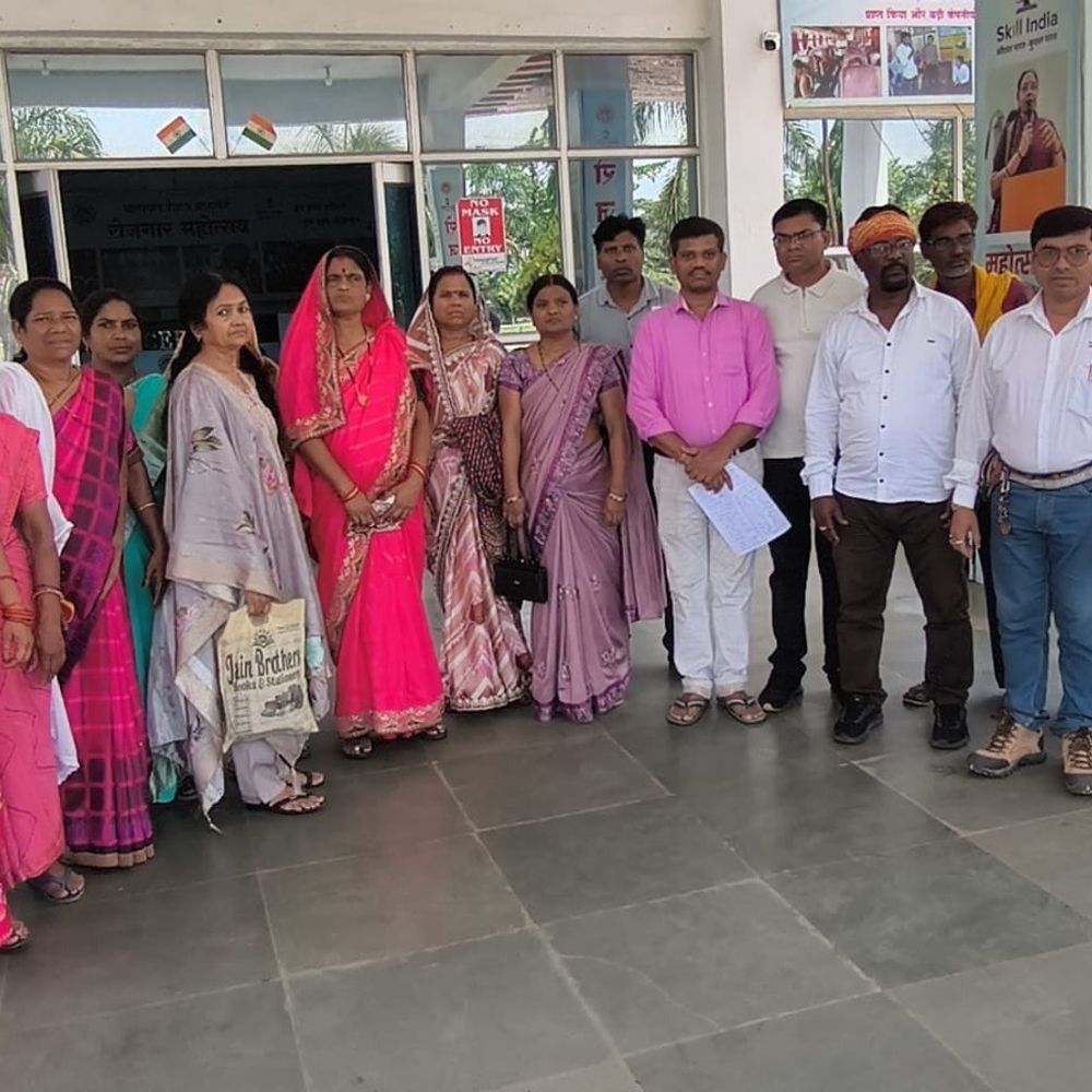 बालाघाट में शराब दुकान का विरोध, रहवासी कलेक्ट्रेट पहुंचे:  बोले-दुकान खुली तो सड़क पर उतरकर करेंगे आंदोलन, नहीं चलने देंगे – Balaghat (Madhya Pradesh) News