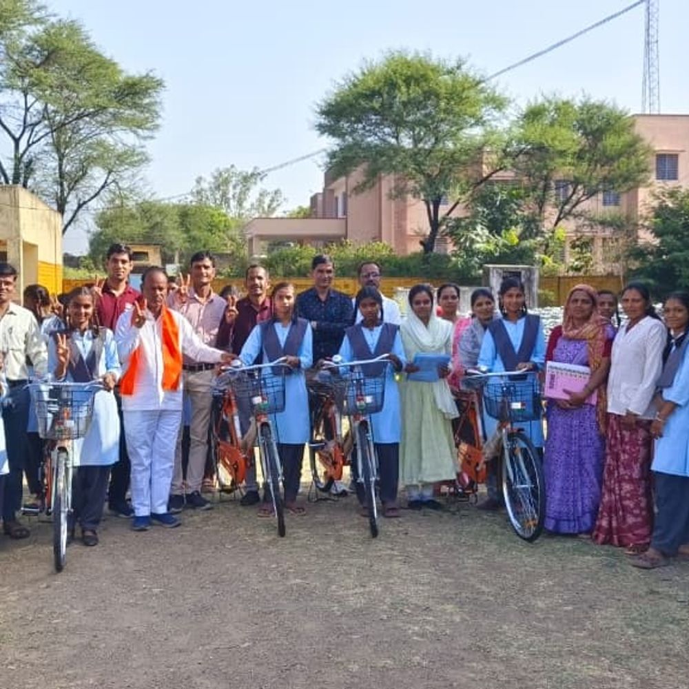 अरनोद में निशुल्क साइकिल वितरण कार्यक्रम शुरू:  राजकीय स्कूल अरनोद से अलग-अलग स्कूलों के लिए 608 साइकिलें दी गई – pratapgarh (Rajasthan) News