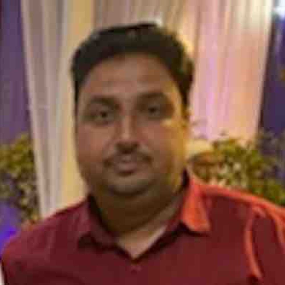 एम्बुलेंस में ऑक्सीजन खत्म, घायल युवक की मौत:रामपुर में रेफर के बाद बीच रास्ते में गई जान, परिजनों का हंगामा