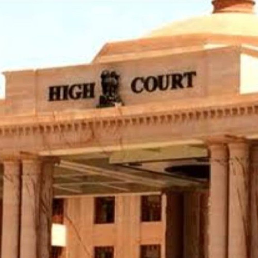 यूपी की बड़ी खबरें:ड्रग इंस्पेक्टर भर्ती में राज्य सरकार के नियम रद्द, हाईकोर्ट बोला- नियम बनाने का अधिकार सिर्फ केंद्र के पास