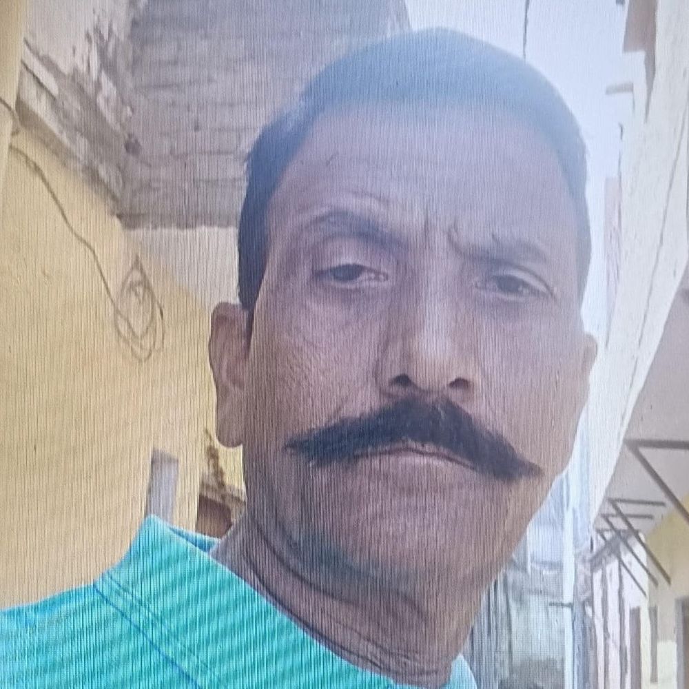 हाइवे पार करते समय अज्ञात वाहन की टक्कर से मौत:बदायूं में इलाज के दौरान राहगीर ने तोड़ा दम