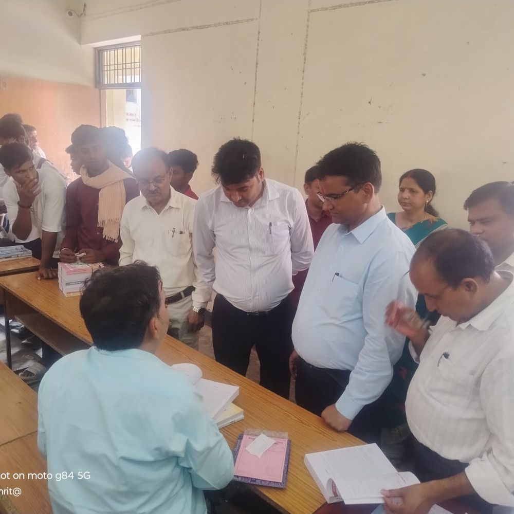 
                 राजकीय बालिका इंटर कॉलेज में पुस्तक मेले का शुभारंभ:माध्यमिक शिक्षा परिषद के निर्देश पर, तहसील स्तर पर आयोजन 
            