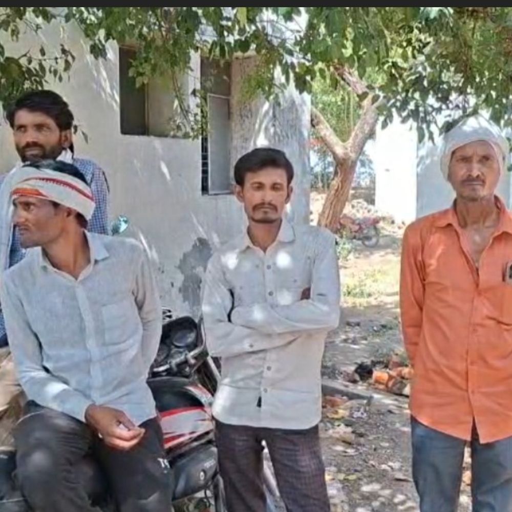 पानी समझकर कीटनाशक पीने से महिला की मौत:जालौन के ददरी खरका गांव में हुआ हादसा, पुलिस जांच में जुटी