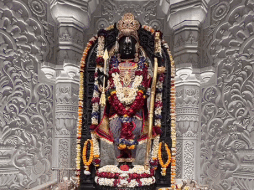 
                 अयोध्या में बदला रामलला का भोग:सत्तू-छाछ और ठंडे फल अर्पित किए जा रहे, गर्मी से बचाव के लिए लिया निर्णय 
            