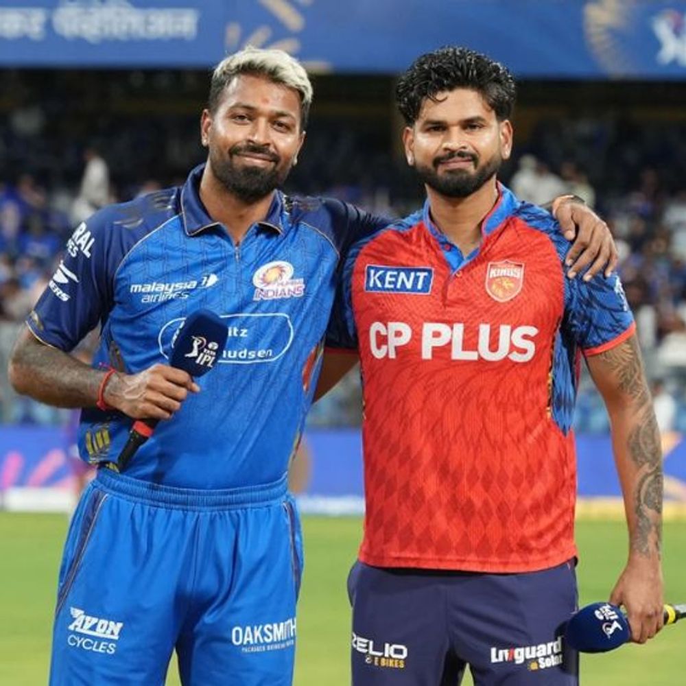 IPL में MI Vs PBKS-पंजाब ने टॉस जीतकर गेंदबाजी चुनी:मुंबई से रोहित-सैंटनर नहीं खेल रहे, डी कॉक और मयंक रावत को मौका