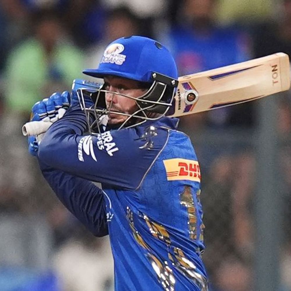 IPL में MI Vs PBKS; नमन धीर फिफ्टी बनाकर आउट:शशांक ने कैच आउट कराया, शतकीय साझेदारी टूटी; डी कॉक शतक के करीब