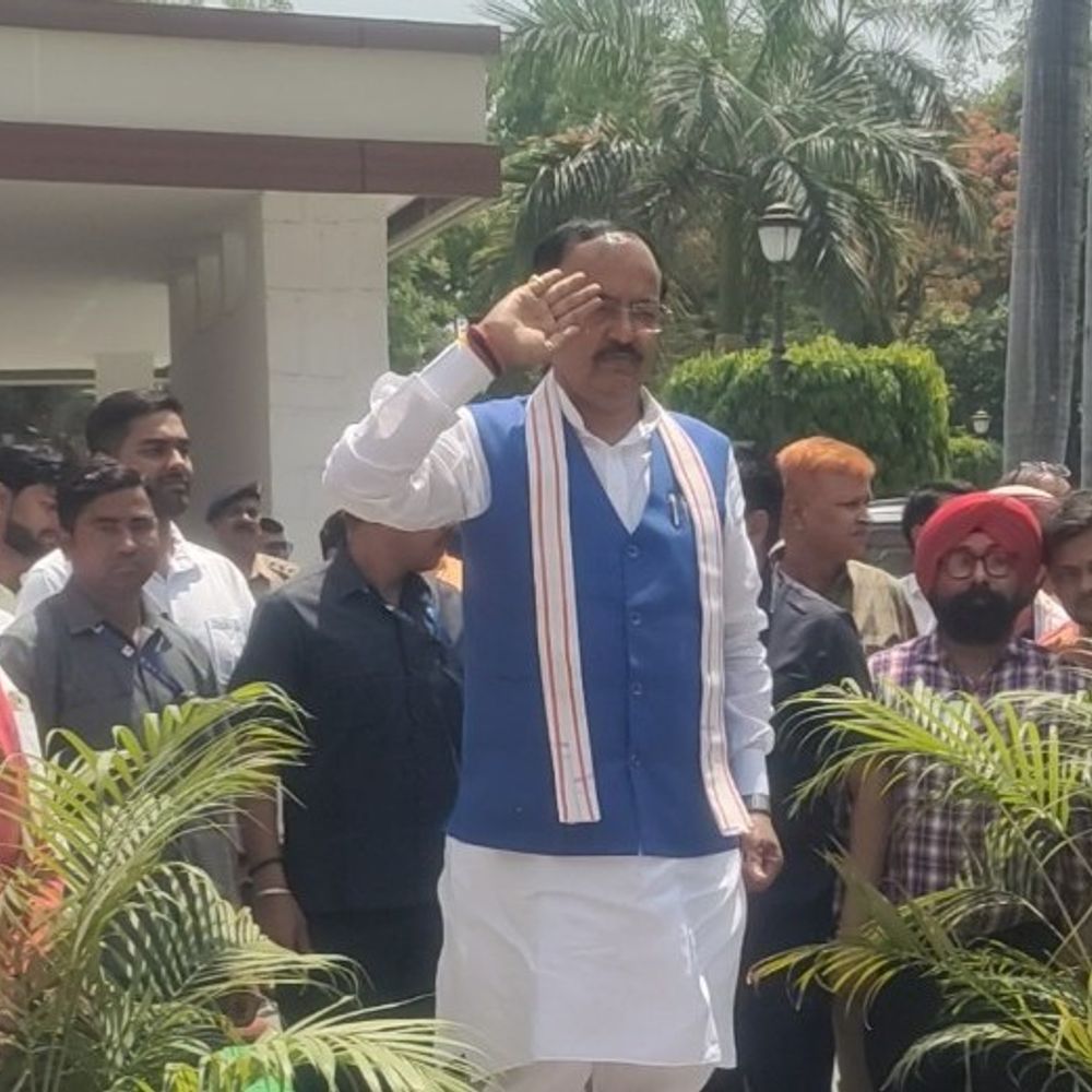 डिप्टी सीएम केशव मौर्य की अखिलेश को दो-टूक:मुस्लिम महिलाओं की चिंता है तो पार्टी से चुनाव लड़ाएं, तुष्टीकरण न करें, PDA फर्जी