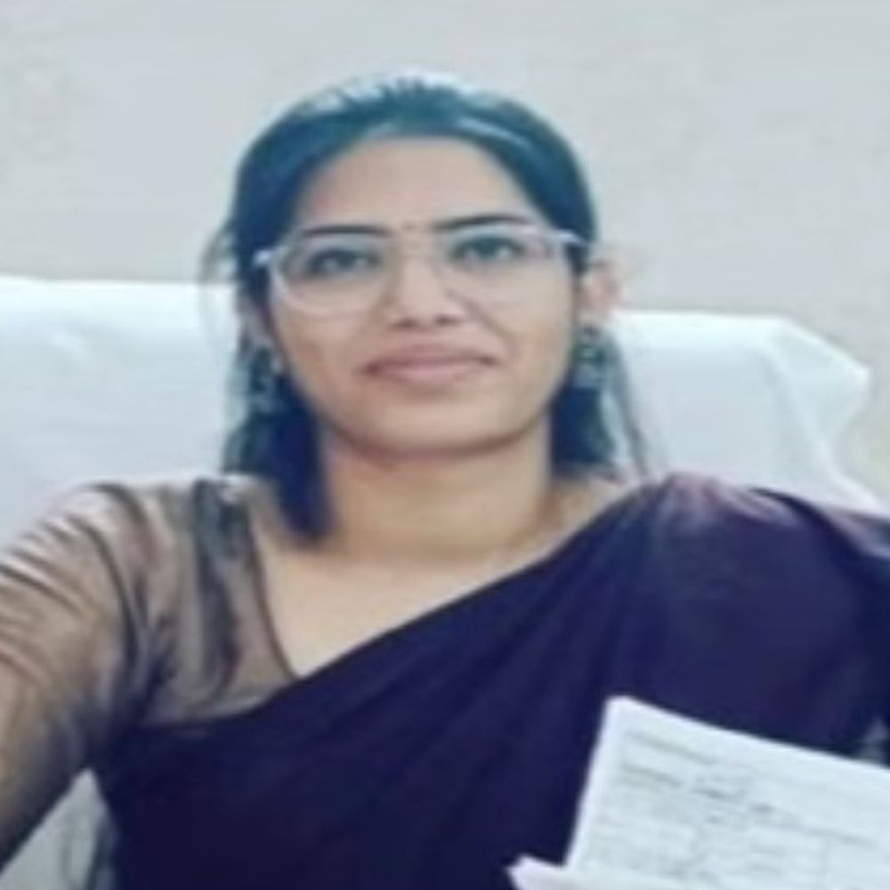 हाथरस में मिड-डे मील में लापरवाही पर बीएसए सख्त:5 स्कूलों और 3 संस्थाओं को नोटिस, 3 दिन में जवाब तलब, मीनू के अनुसार दूध न देने पर कार्रवाई