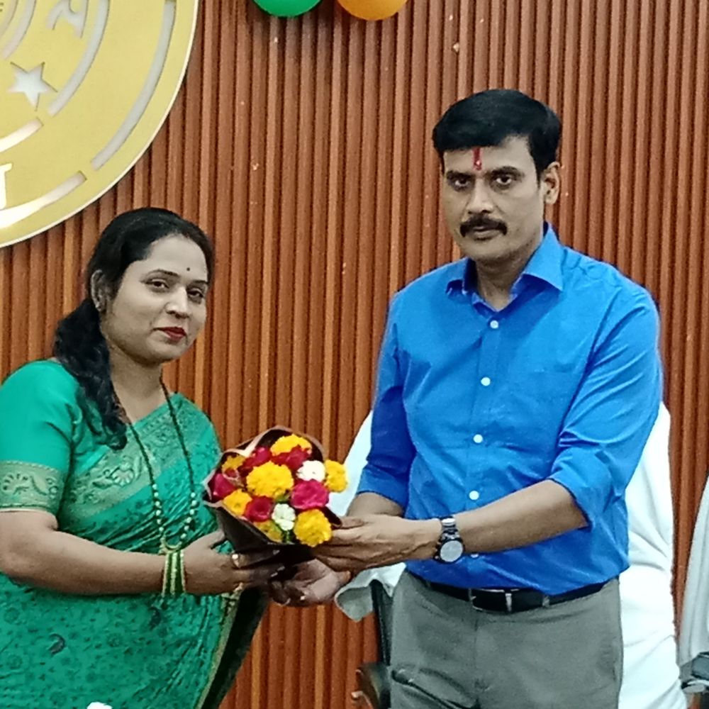 महिलाओं को मिलेगा 33 % आरक्षण, महिलाएं और सशक्त होंगी:डीएम बोले- सामाजिक, आर्थिक और राजनीतिक रूप से मजबूत बनाना है